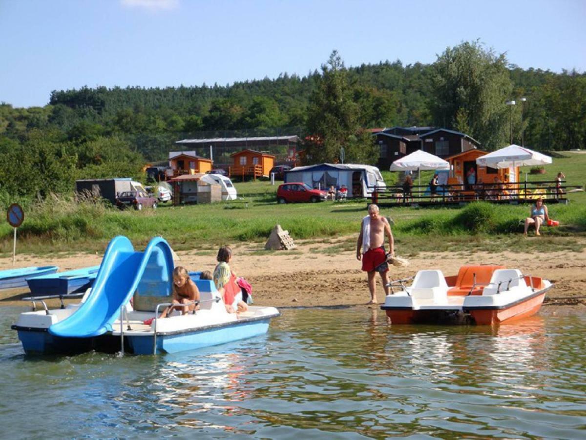 Mobilheim Chalet - Vyrovicka Prehrada Vyrovice Ngoại thất bức ảnh
