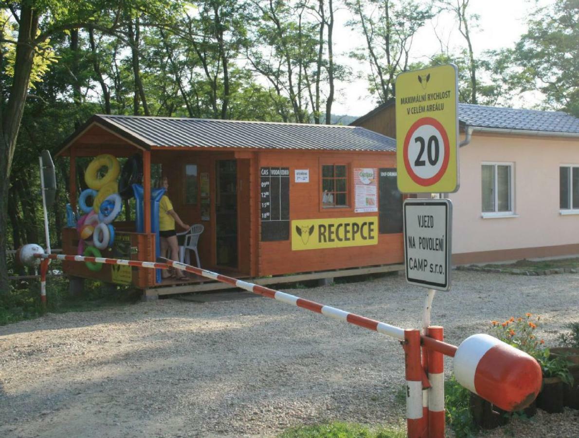 Mobilheim Chalet - Vyrovicka Prehrada Vyrovice Ngoại thất bức ảnh